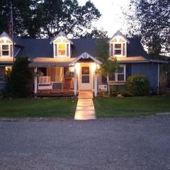 The Goulding Cottage PLUS LOFT