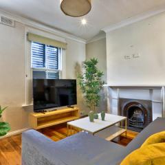 3 Bedroom House Family Friendly Surry Hills 2 E-Bikes Included