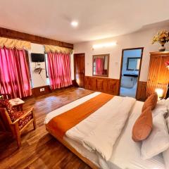 Ganga Lodge - Affordable Luxury Stay Near Mall Road Manali