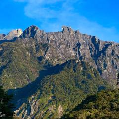 Komfy Kundasang Cabin & Campsite, Mesilau Mount Kinabalu