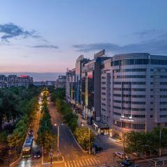 Bucharest Unirii Square