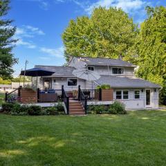 Modern Mid-Century Retreat