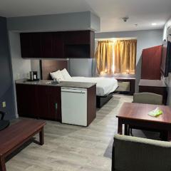 BlissPoint Inn & Suites, Northwood