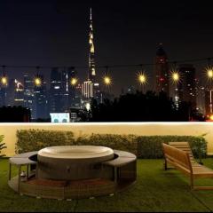 4Bed Burj khalifa view with Jacuzzi Villa in Dubai