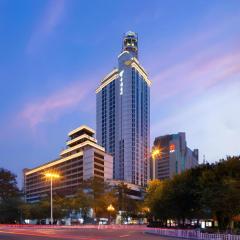 Borrman Hotel Golden Crown Liuzhou Wuxing Pedestrian Street