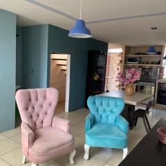 Hermosa casa con dos habitaciones y dos baños