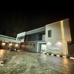 Choice Grande Lagos