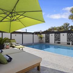 Ellie's Holiday Escape - Pool, Romantic, Fireplace