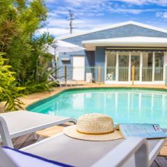 Fairways Beach House - Pool, Golf, Sawtell Village, Family Friendly