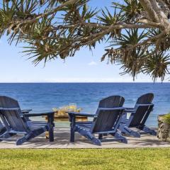 Hampton on the Beach - Stunning Beach Front, Sleeps 8