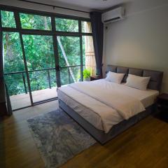 Forest Face Lodge