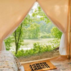 Tranquil Farm Yurt - Mountain View