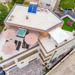 Luxury House Duce