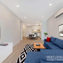 Modern Apartment on Courtney-02594