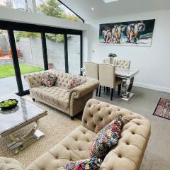 Grass Court Terrace - walking distance from Wimbledon Championships