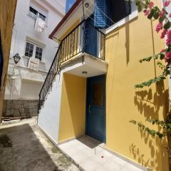 Yiasemi house