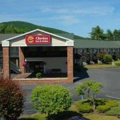 乔治湖克拉丽奥酒店