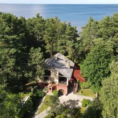 Rumbiņas - beachfront property