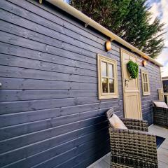 Unique Retreat Shepherd's Hut