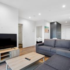 Accessible Carlton Lifestyle 2BR Executive Apt