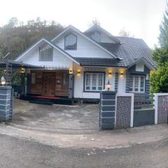 Wild Wagon Service Villa