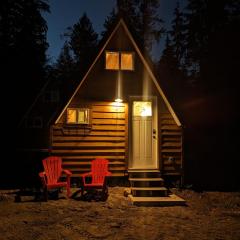 Farmhouse cabin on 33 acre farm