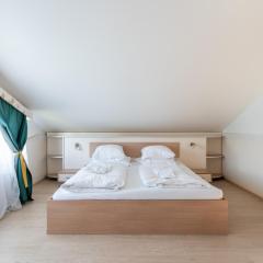 FarawayHomes Aparthotel Near Vienna Airport - Anytime Self Check-In