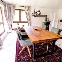 birds-nest Ferienwohnung Waldblick Kamin