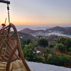 TRADITIONAL STUDIO Chora Patmos