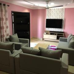 Serene 2 bed with Wi-Fi and AC