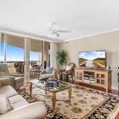 Beachfront Getaway Luxurious 3BR with Ocean Views