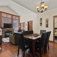 Settler's Crossing #56 ski-in ski-out condo with private hot tub