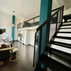 Modern Loft with AirHokey in City Centre