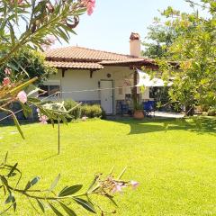 Summer House 150m from the beach for 5 persons.
