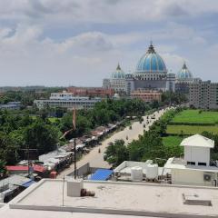 Mayapur Prakash