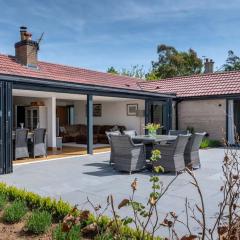 April Cottage - Luxury Country Bolthole