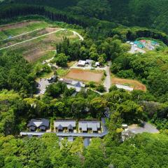 Tsuwabuki no Hana