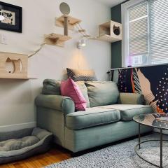 Ultimate Pet-friendly Studio #1 with Patio at Doggy Digs