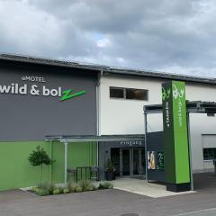 wild & bolz eMotel