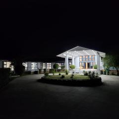 Lake Macquarie Manor