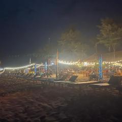 Vitamin sea beach cabana & hostel