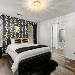 Charming 3BR 2BA Retreat, Cozy