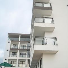Manta Surf Hotel