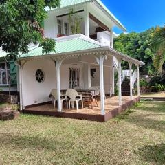 R GARDEN Pointe Aux Sables