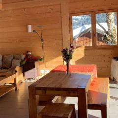 Chalet chaleureux aux Avanchers Valmorel avec vue sur montagne