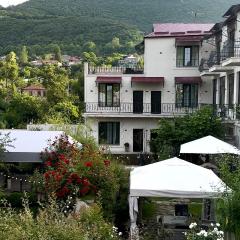 REDROOF country house hotel