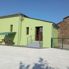 Casa Rural de alquiler integro La Cantina de Villarmayor-Asturias