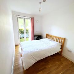 Bedroom 1, Queens Road