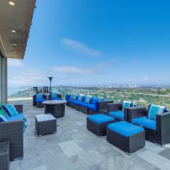 Luxe La Jolla Getaway with Pool and Coastline Views!