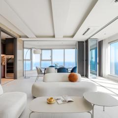 Le Collective Haeundae Paragraf